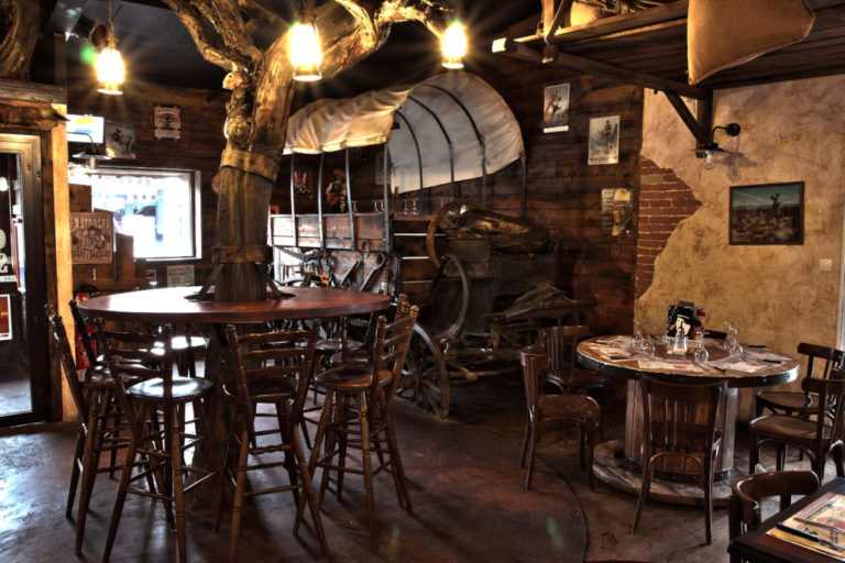 Les restaurants Oncle Scott's resto au concept country et américain